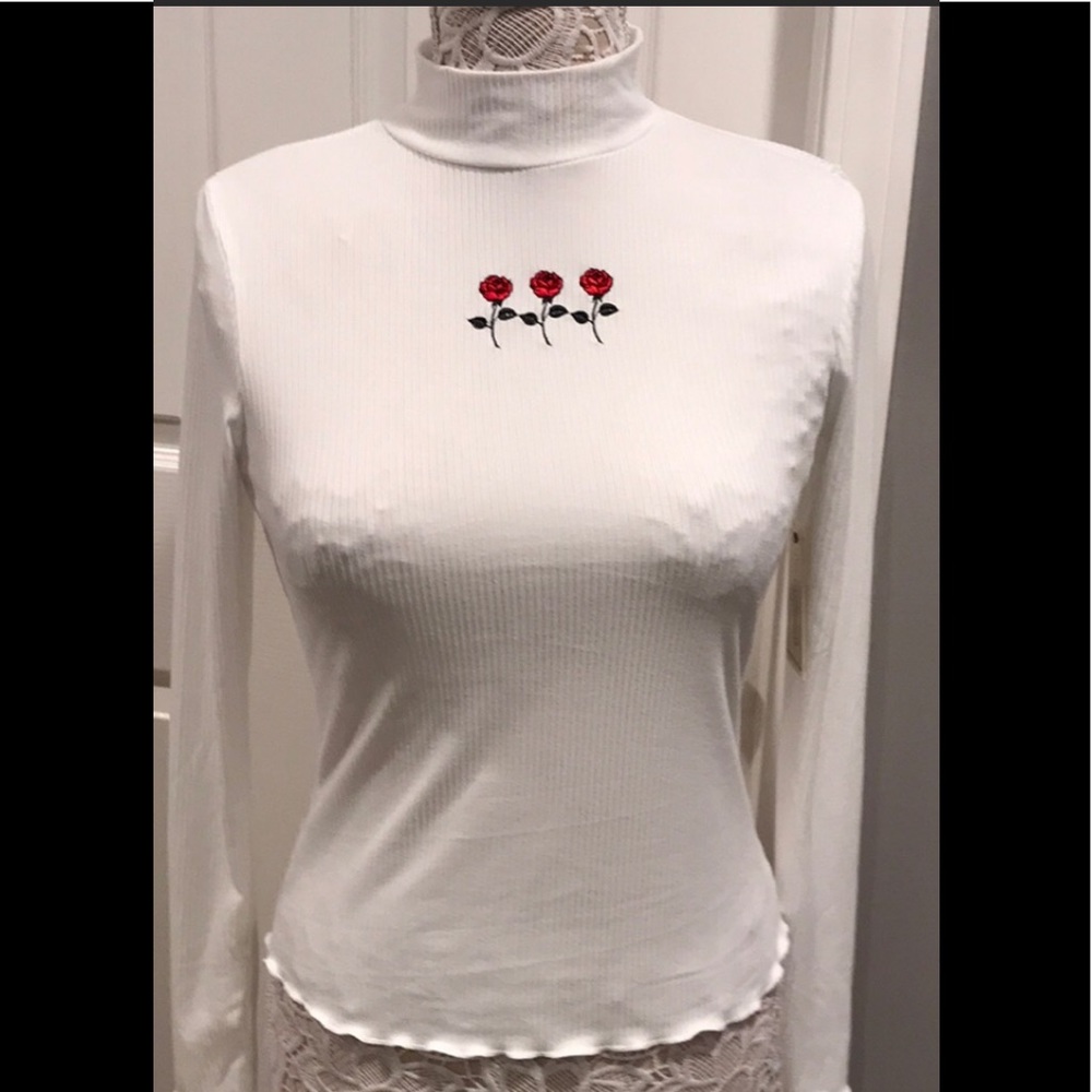 Brand new no comment long sleeve Top